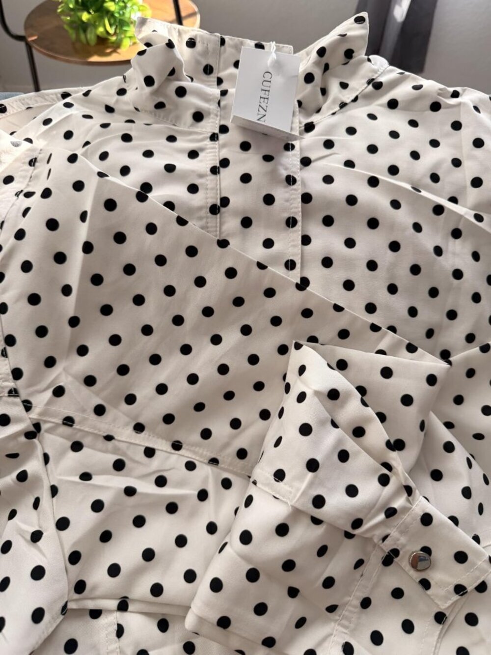 ✨ NWT Polka Dot Cropped Bomber Jacket Zip Up Windbreaker White Black S - Picture 8 of 11
